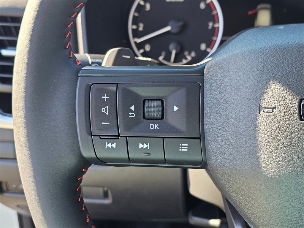 New 2026 Nissan Rogue SV image 32