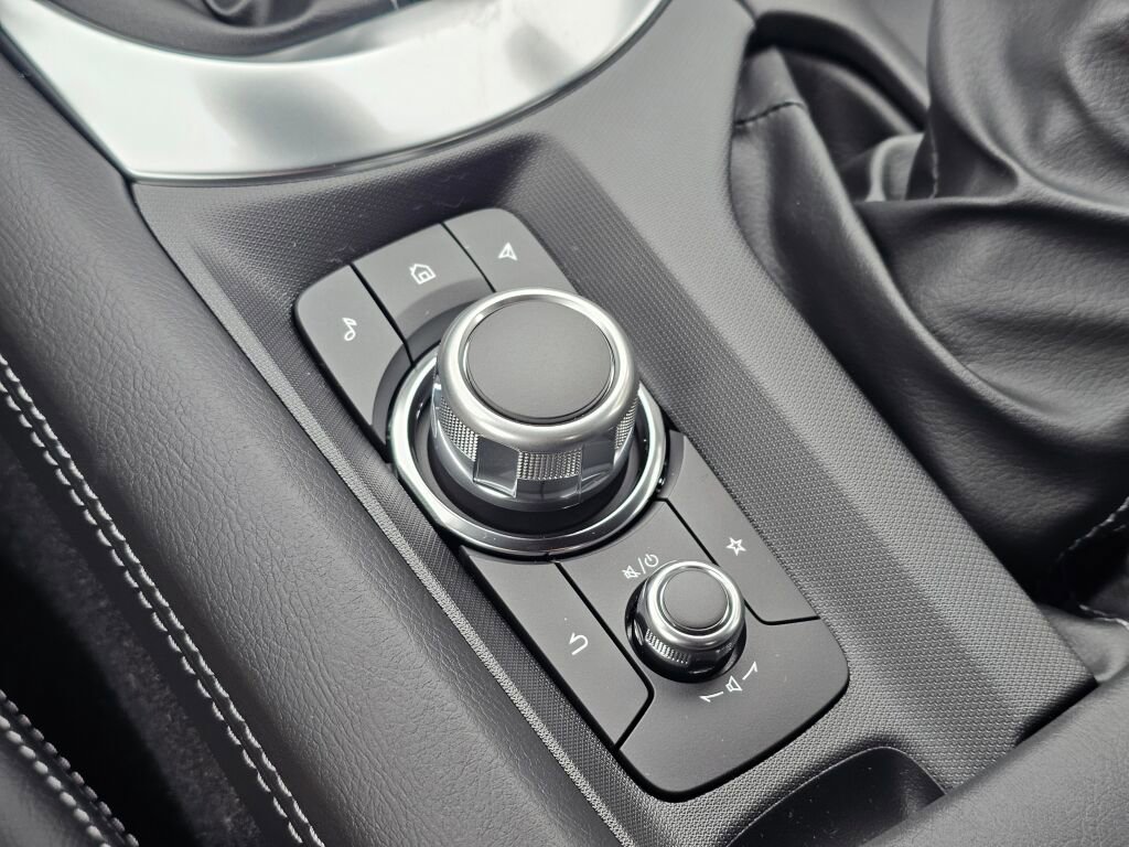 New 2026 MAZDA MX-5 Miata RF Grand Touring w/ Weather Package image 17