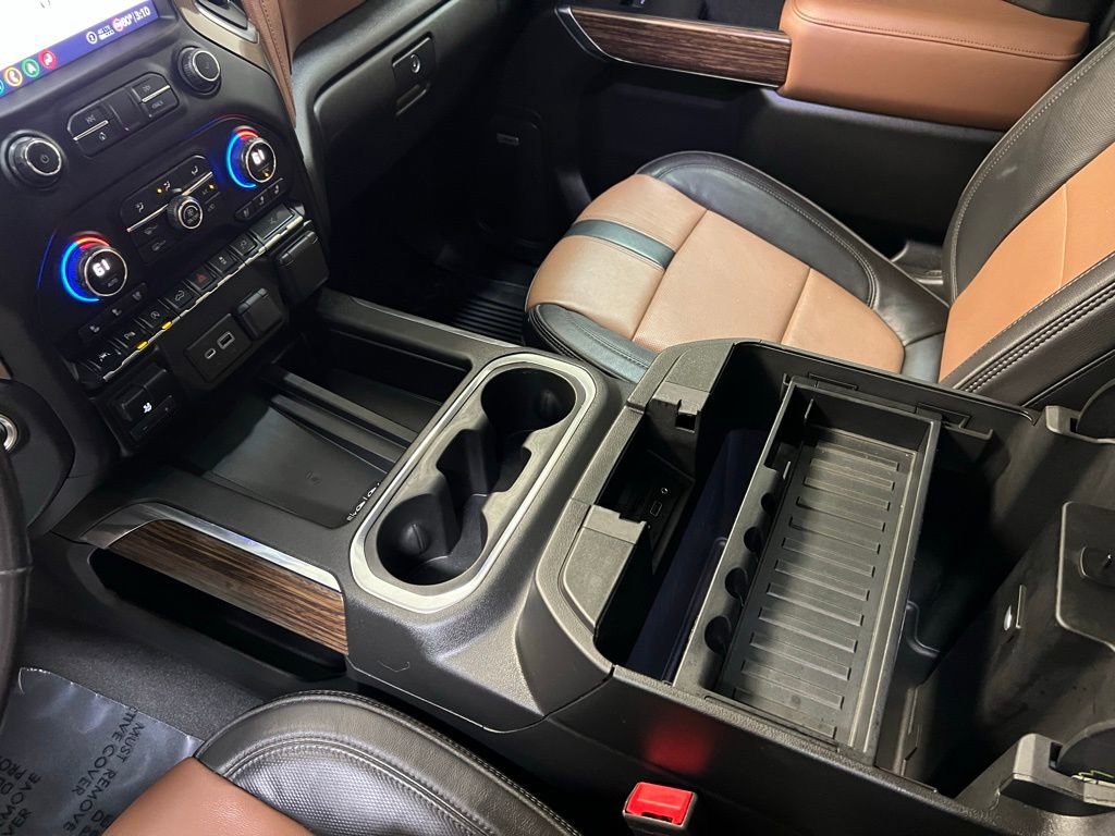Used 2020 Chevrolet Silverado 1500 High Country w/ Technology Package image 26