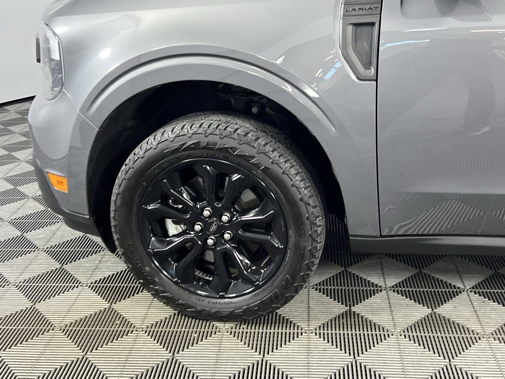 Used 2023 Ford Maverick Lariat w/ Lariat Luxury Package image 13