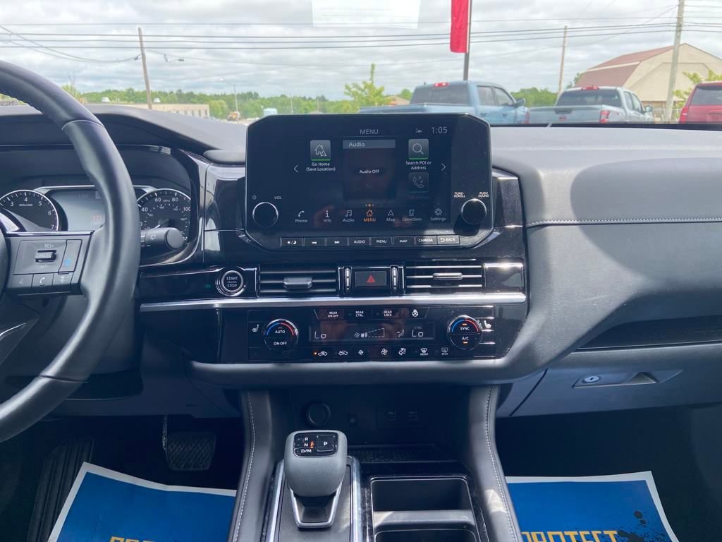 Used 2023 Nissan Pathfinder SL w/ Lighting Package (N92) image 16