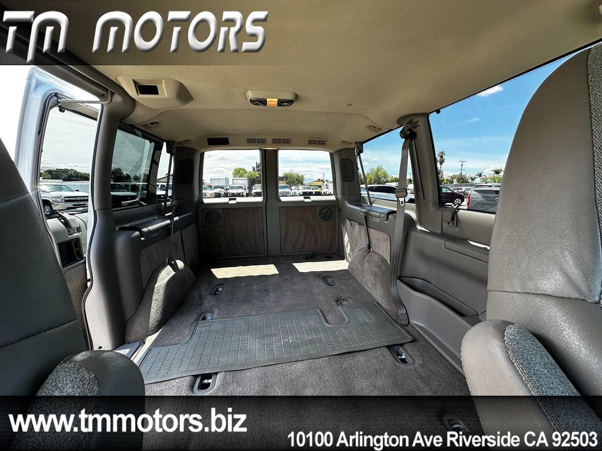 Used 2005 Chevrolet Astro Passenger AWD image 8