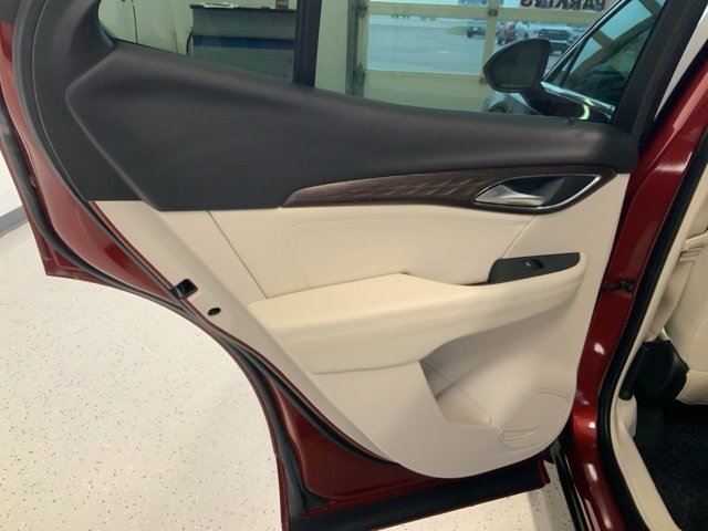 Used 2023 Buick Envision Avenir image 46