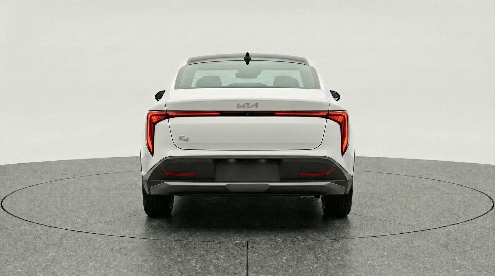 Used 2025 Kia K4 LXS image 7