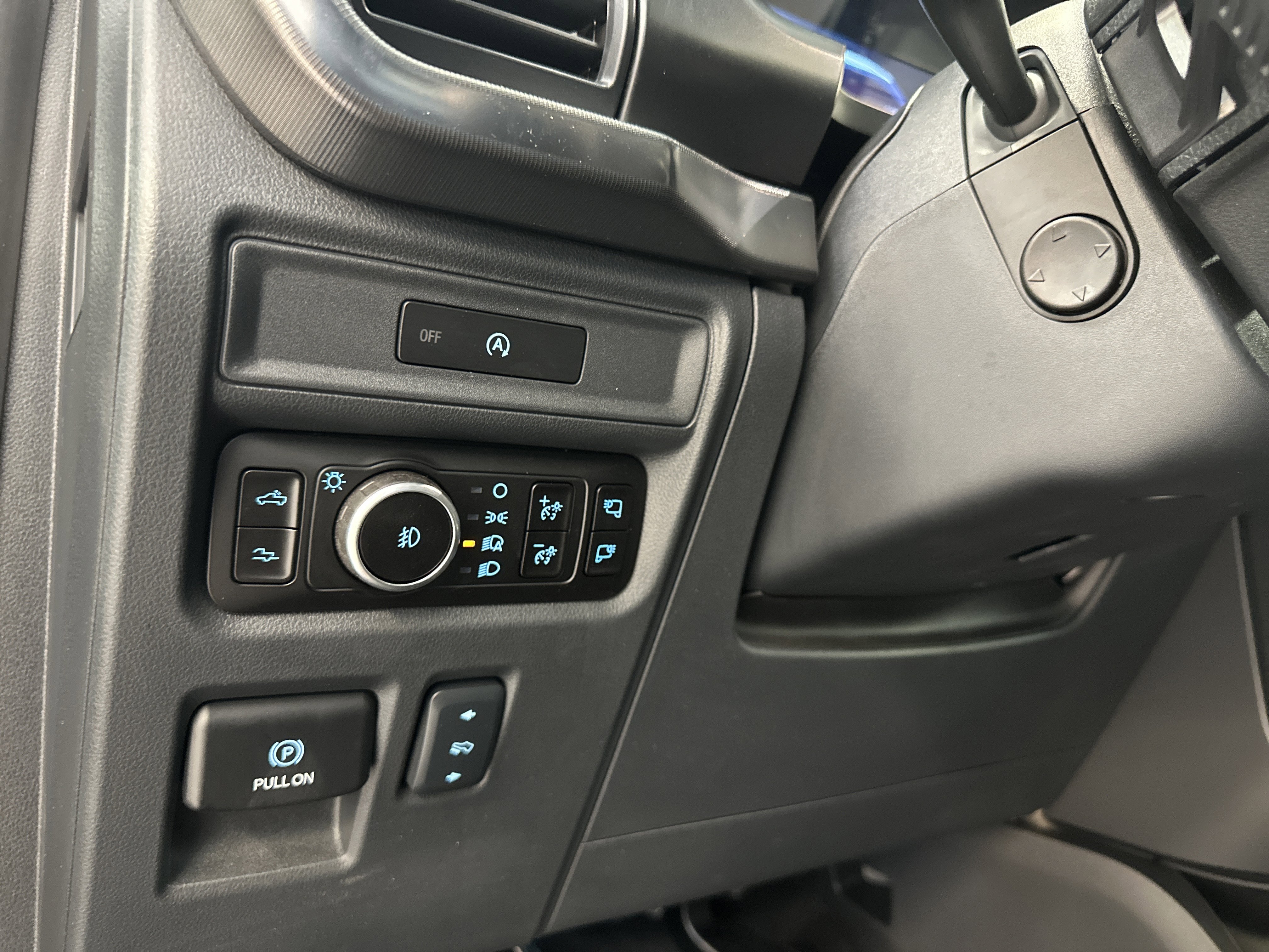 Used 2025 Ford F150 Raptor image 23