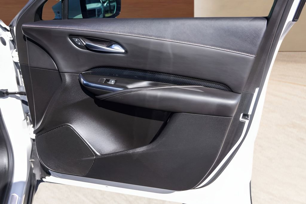 Used 2022 Cadillac XT4 Sport image 30