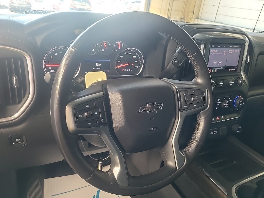 Used 2022 Chevrolet Silverado 1500 LT Trail Boss w/ Bed Protection Package AWD/4WD image 6