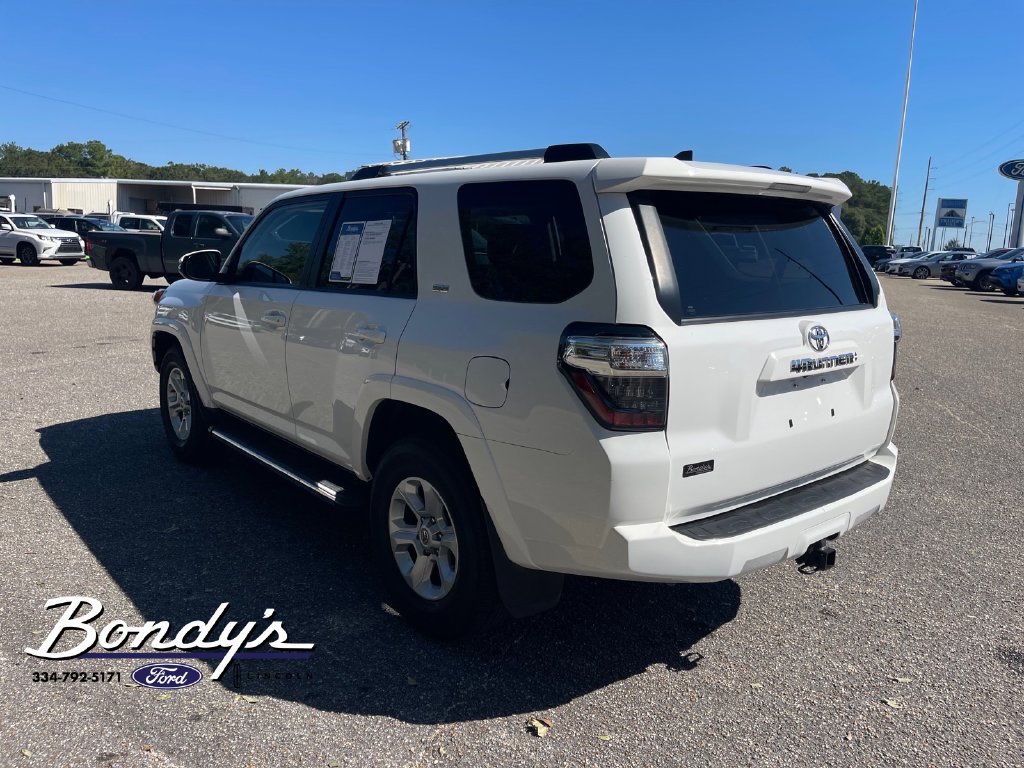 Used 2021 Toyota 4Runner SR5 Premium w/ Moonroof Package RWD image 12