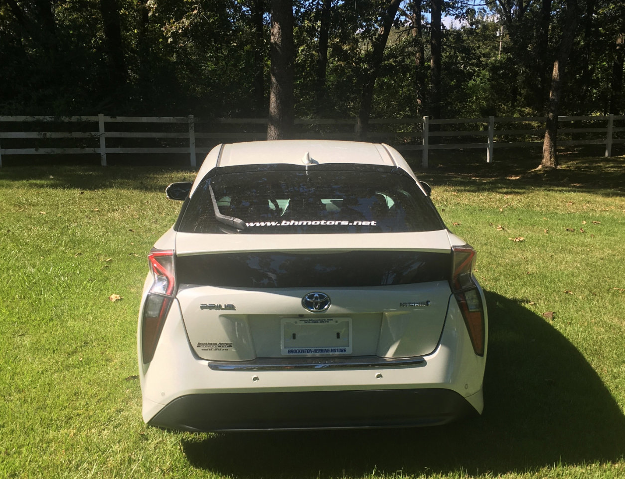 Used 2017 Toyota Prius Three Touring image 4