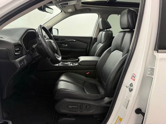 Used 2024 Honda Pilot Touring image 29