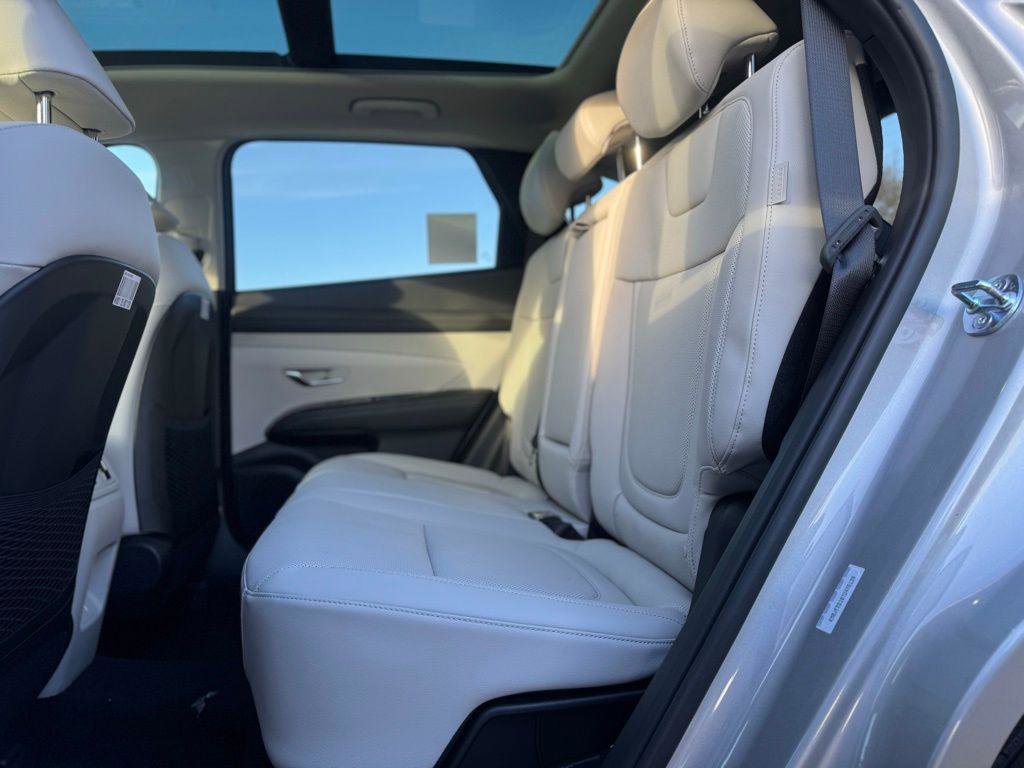 New 2026 Hyundai Tucson Limited w/ Tow & Go Package image 7