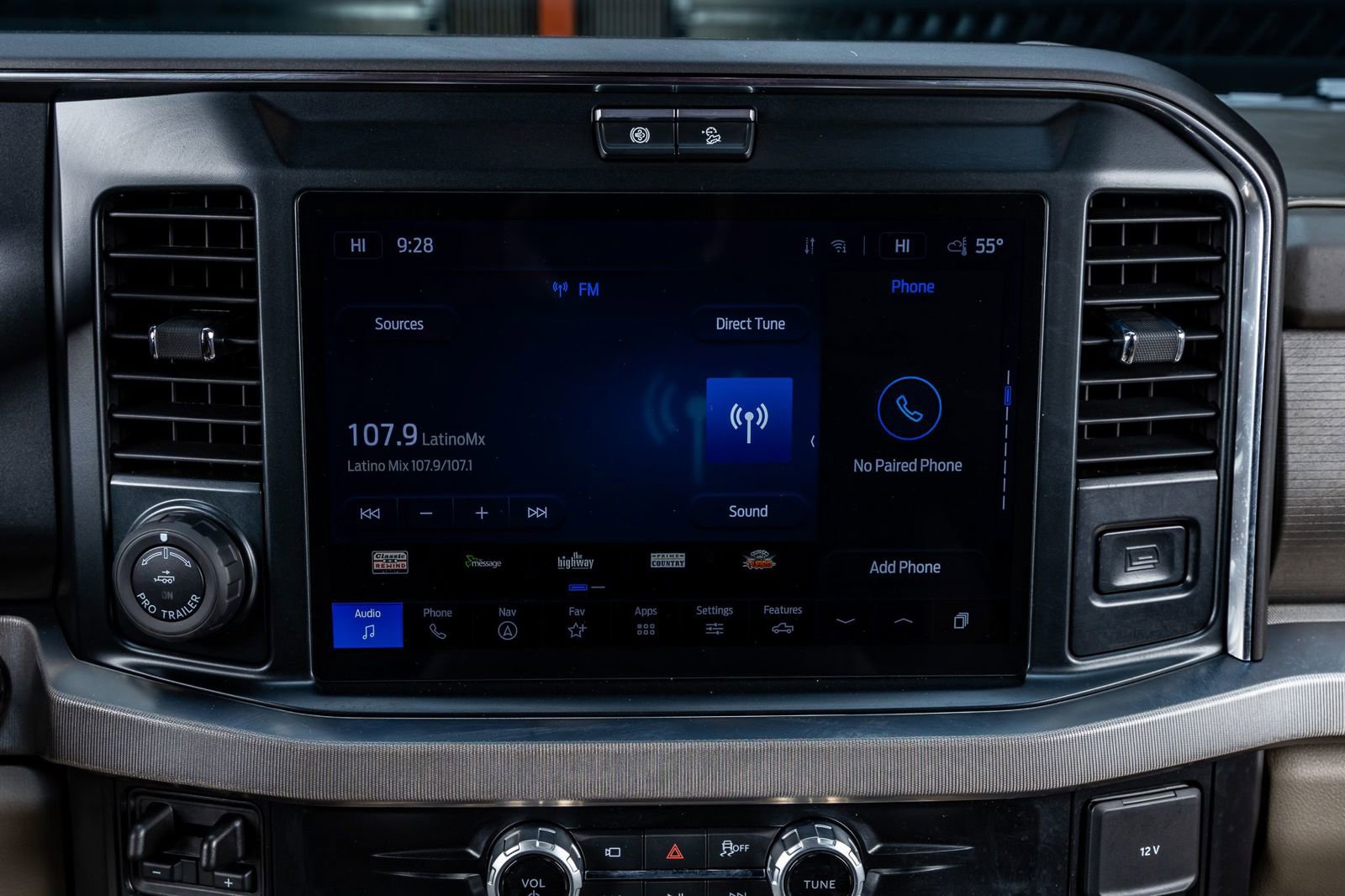 Used 2025 Ford F450 Platinum w/ Platinum Plus Package image 25