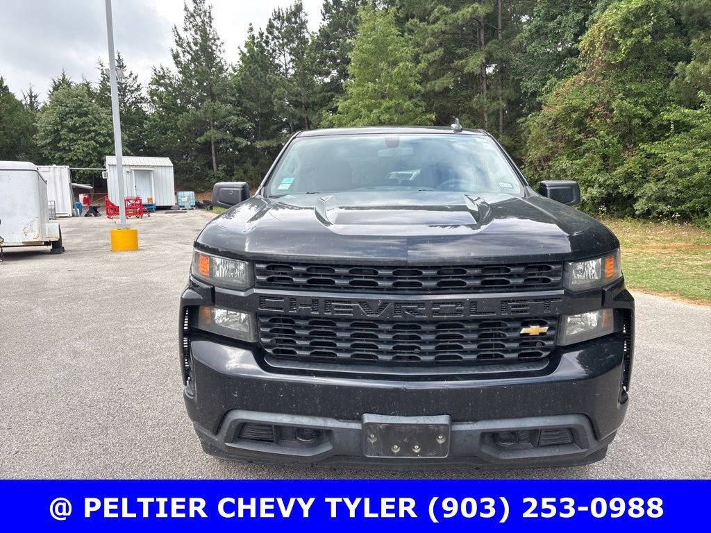 Used 2020 Chevrolet Silverado 1500 Custom w/ Custom Value Package RWD image 2