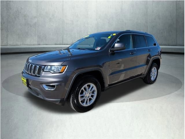 Used 2020 Jeep Grand Cherokee Laredo image 1