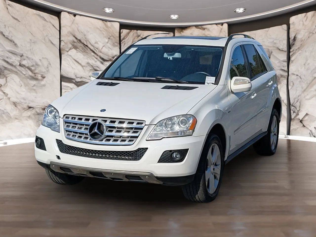 Used 2009 Mercedes-Benz ML 320 BlueTEC 4MATIC image 1