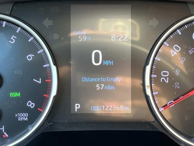 Used 2020 Toyota RAV4 XLE Premium image 39