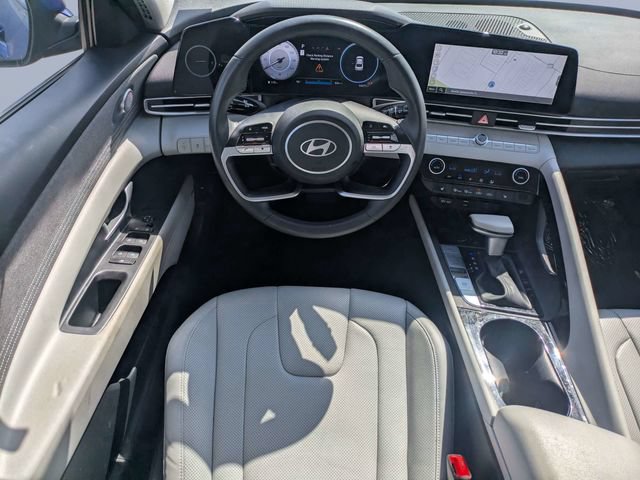 Used 2024 Hyundai Elantra Limited FWD image 15