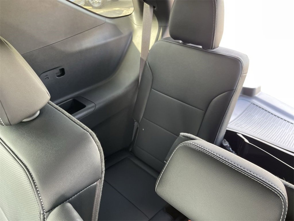 New 2026 Chevrolet Traverse LT w/ Midnight/Sport Edition image 23
