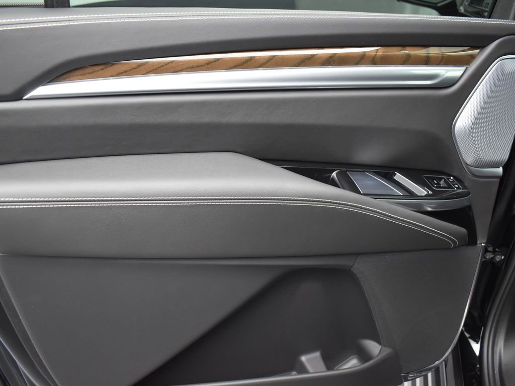 Certified 2026 Cadillac Escalade ESV Platinum Sport w/ LPO, ONYX Package image 26