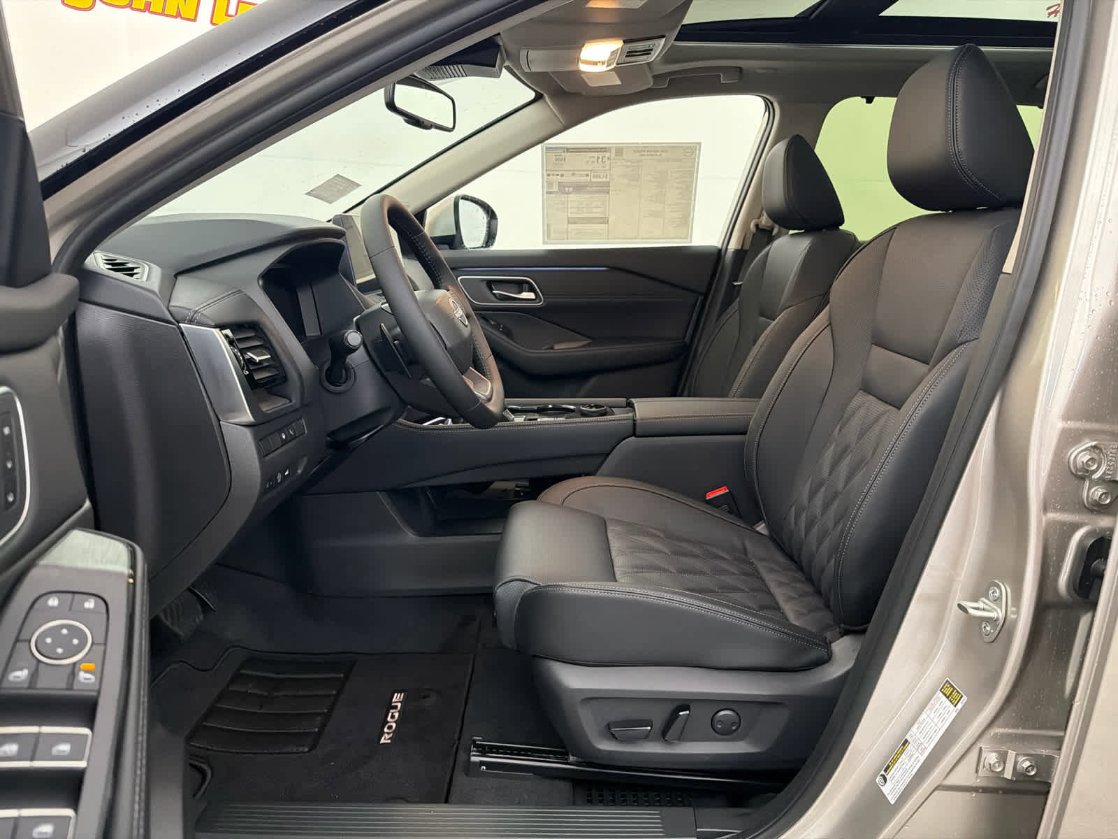 New 2026 Nissan Rogue Platinum w/ Platinum Premium Package image 14