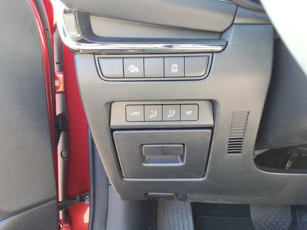 Used 2025 MAZDA MAZDA3 s FWD image 34