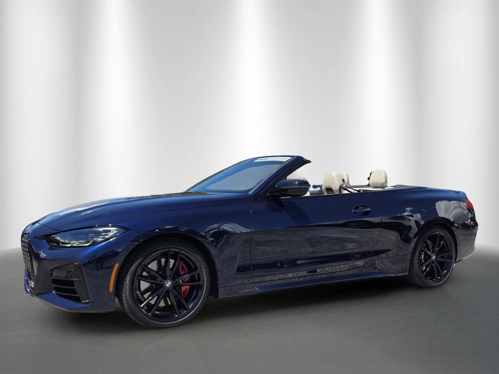 Used 2024 BMW M440i Convertible w/ Premium Package RWD image 3