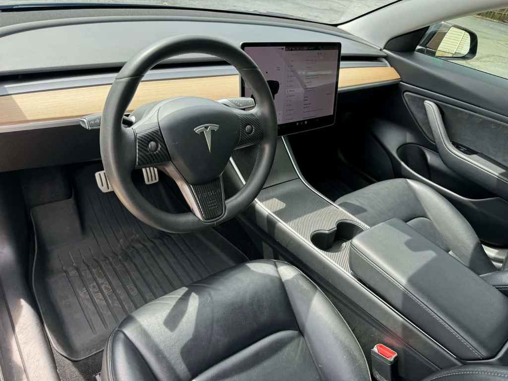 Used 2020 Tesla Model 3 Performance image 12