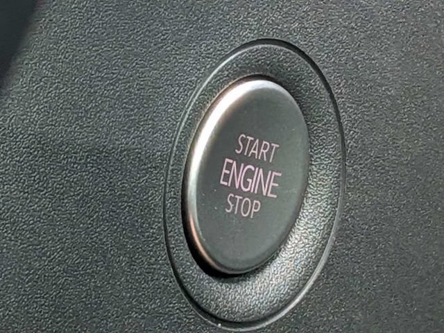 Used 2025 Volkswagen ID.4 Pro AWD/4WD image 36