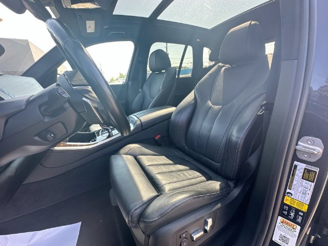Used 2019 BMW X5 xDrive40i AWD/4WD image 14