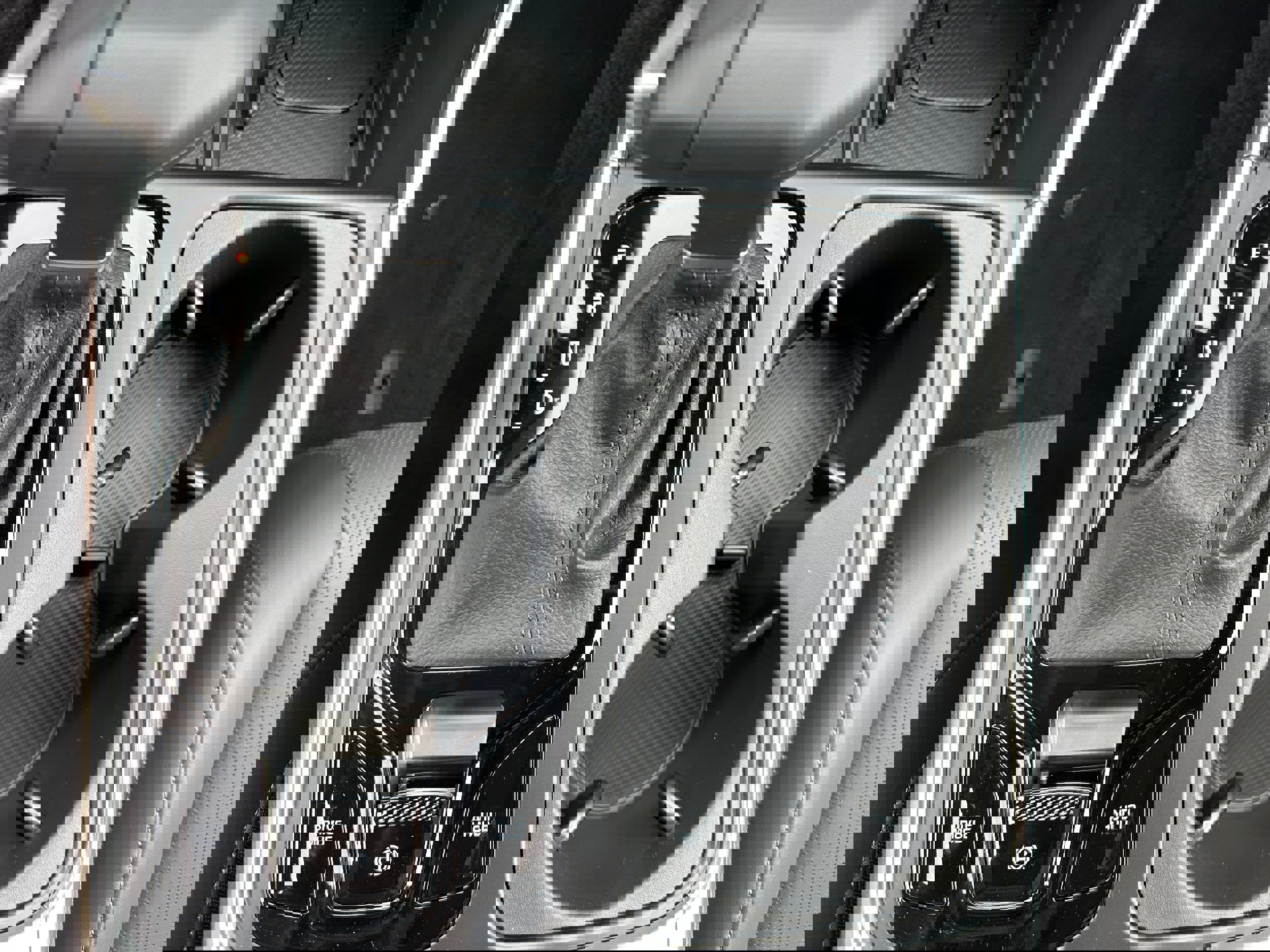 New 2026 Kia Carnival SX w/ SX Dark Edition Package image 41