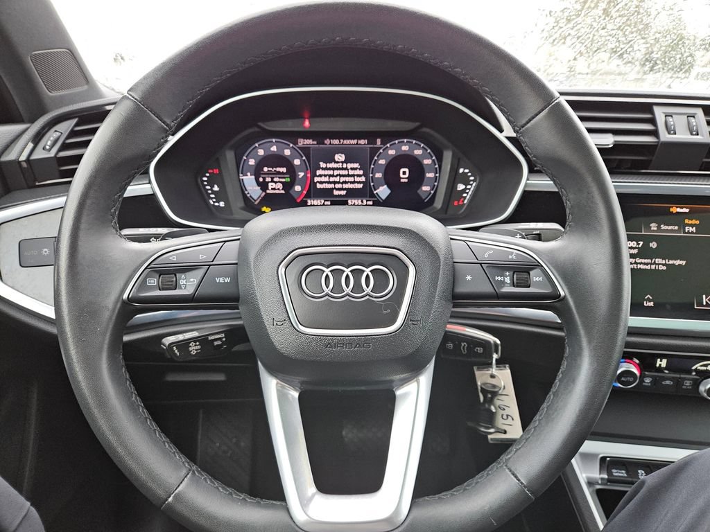 Used 2025 Audi Q3 2.0T Premium AWD/4WD image 34