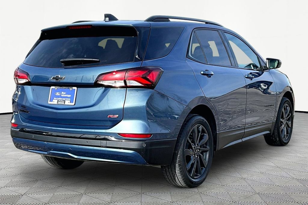 Used 2024 Chevrolet Equinox RS w/ LPO, Floor Liner Package image 2