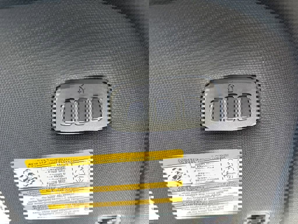 New 2026 Ford F250 Lariat w/ Black Appearance Package image 30