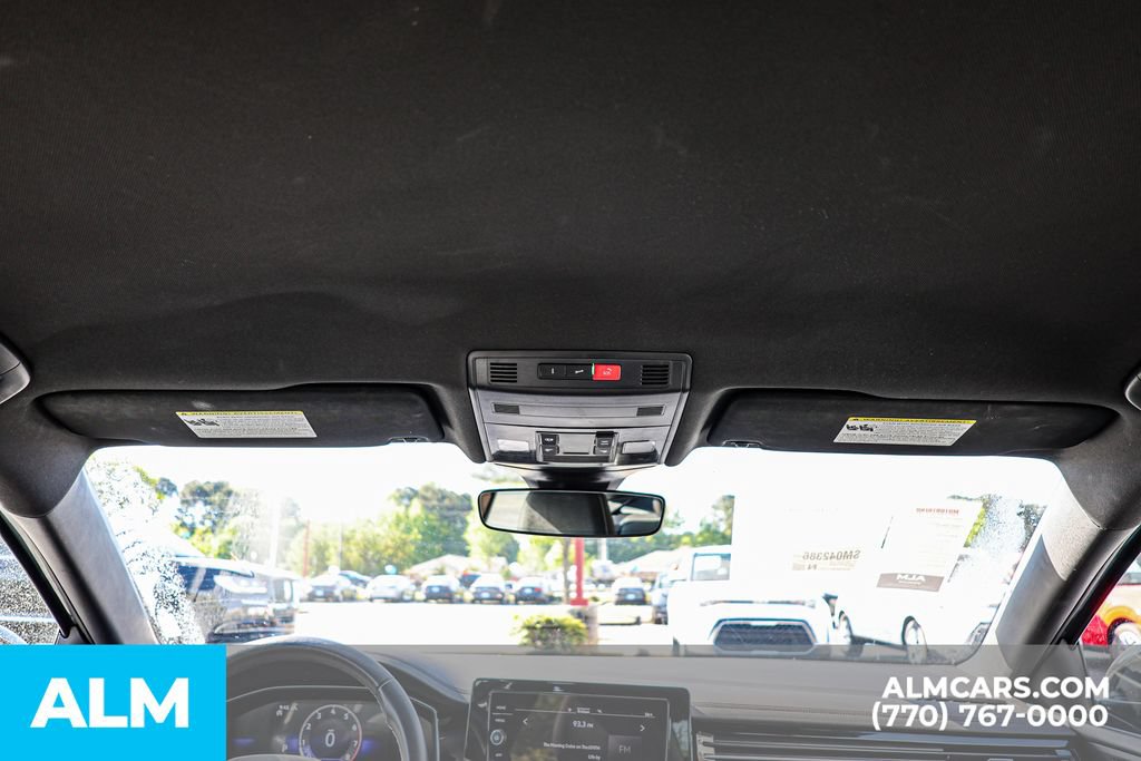 Used 2025 Volkswagen Jetta Sport FWD image 53