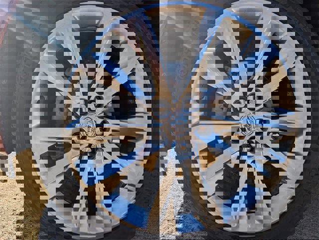 Used 2022 Buick Envision Avenir w/ Technology Package II image 7