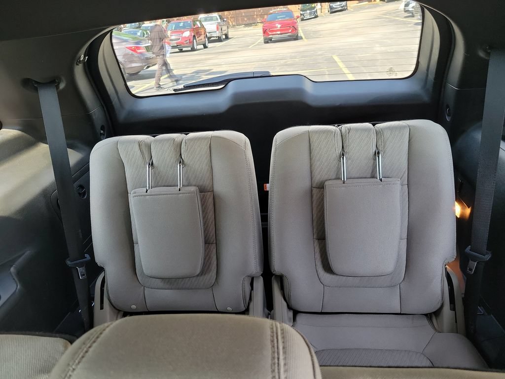 Used 2018 Ford Explorer FWD image 16