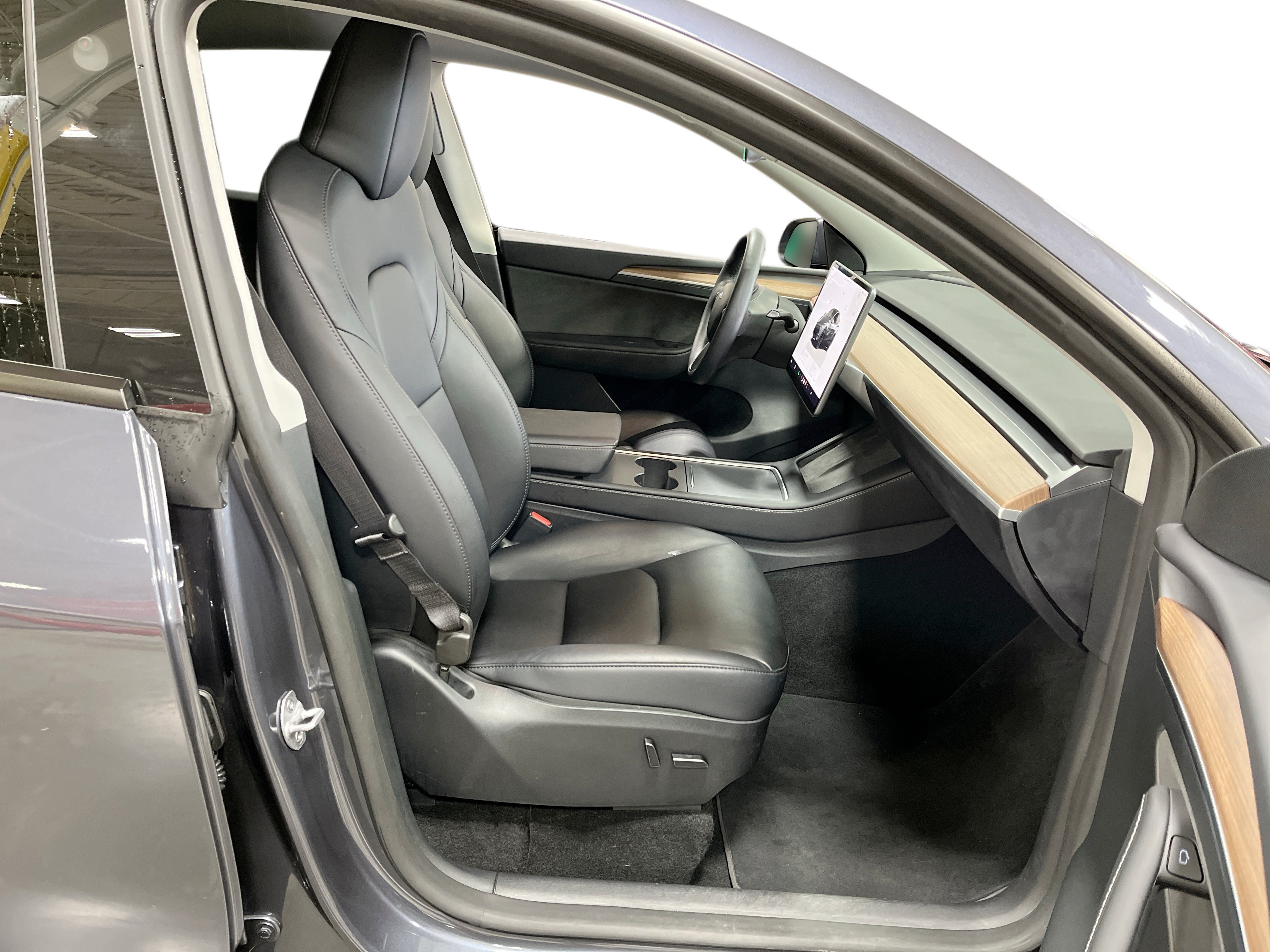 Certified 2023 Tesla Model Y Performance AWD/4WD image 13