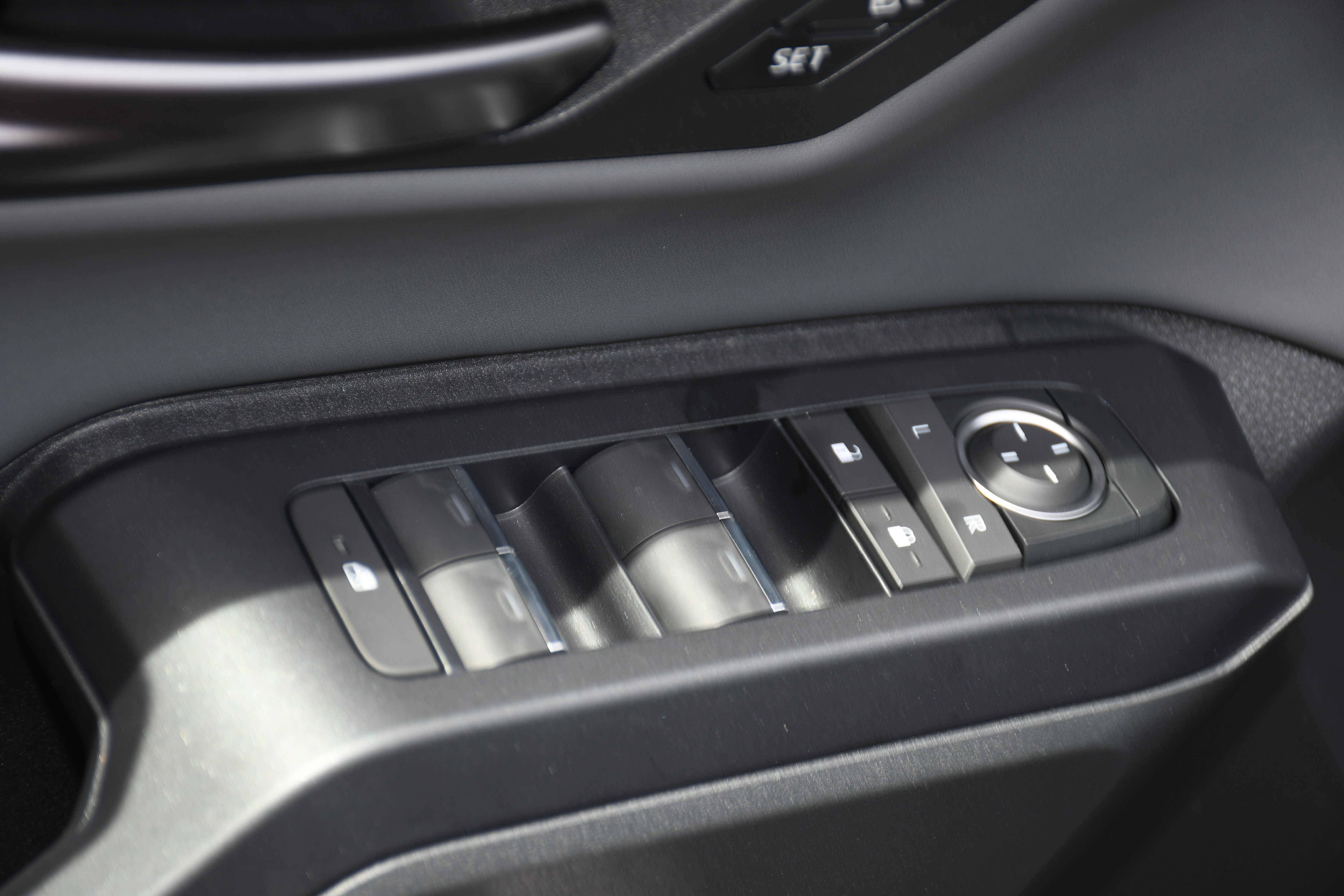 New 2026 Toyota RAV4 XSE AWD/4WD image 6