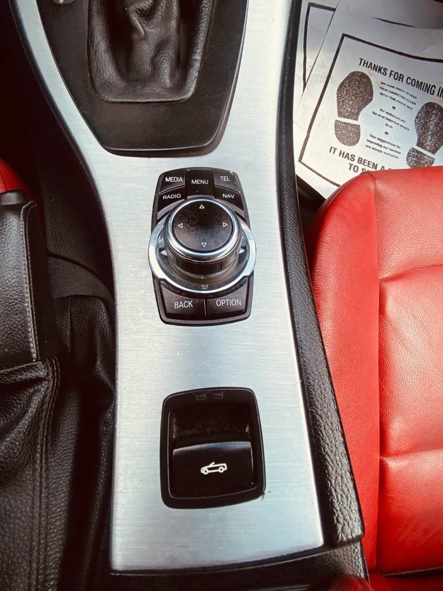 Used 2013 BMW 328i Convertible RWD image 19