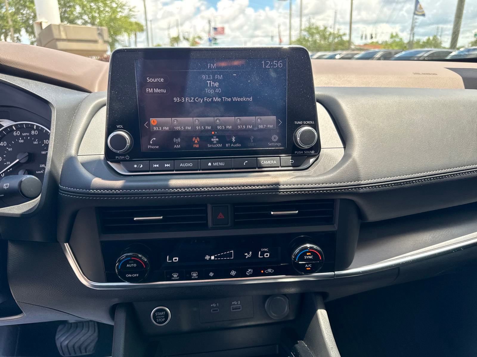 Certified 2023 Nissan Rogue SV image 17