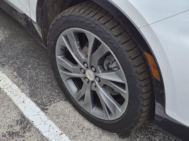 Used 2022 Chevrolet Blazer Premier w/ Enhanced Convenience Package FWD image 3