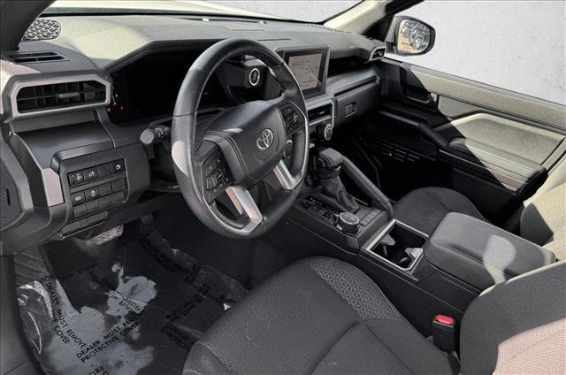 Certified 2025 Toyota 4Runner SR5 AWD/4WD image 11
