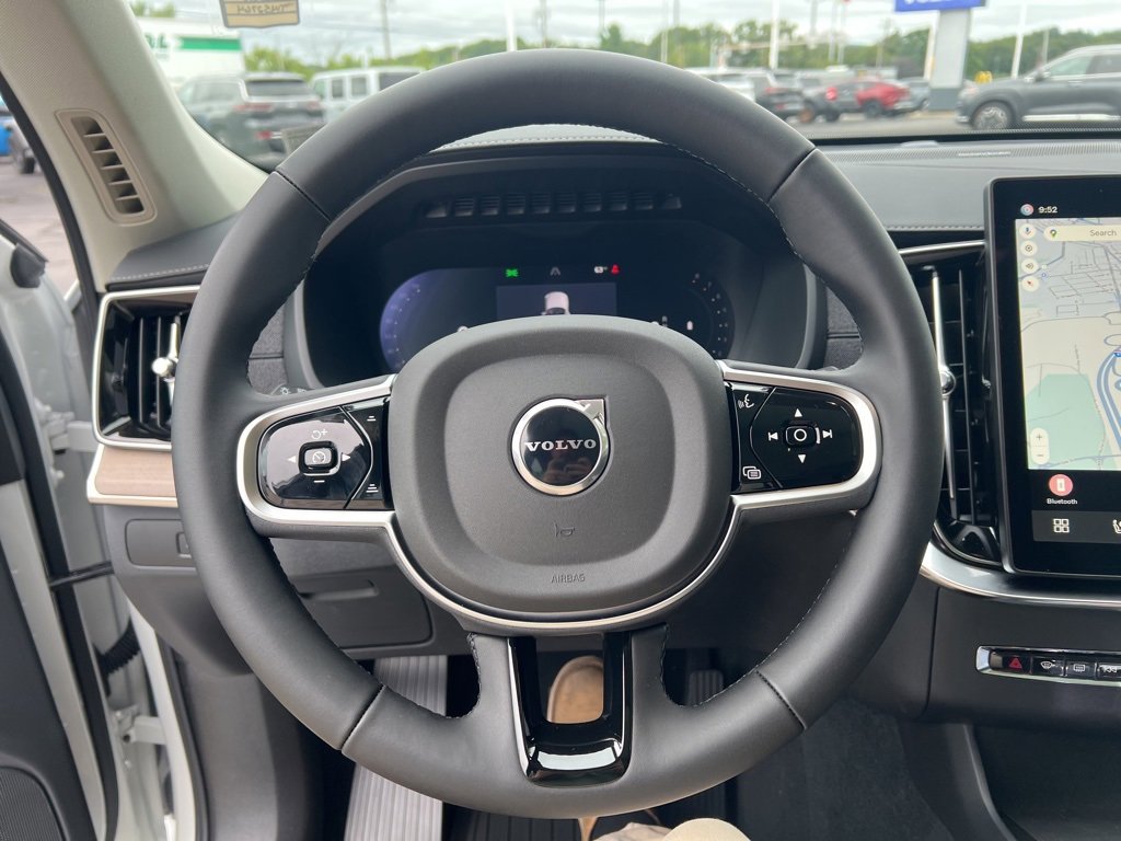 New 2026 Volvo XC90 B6 Plus w/ Protection Package Premier image 17