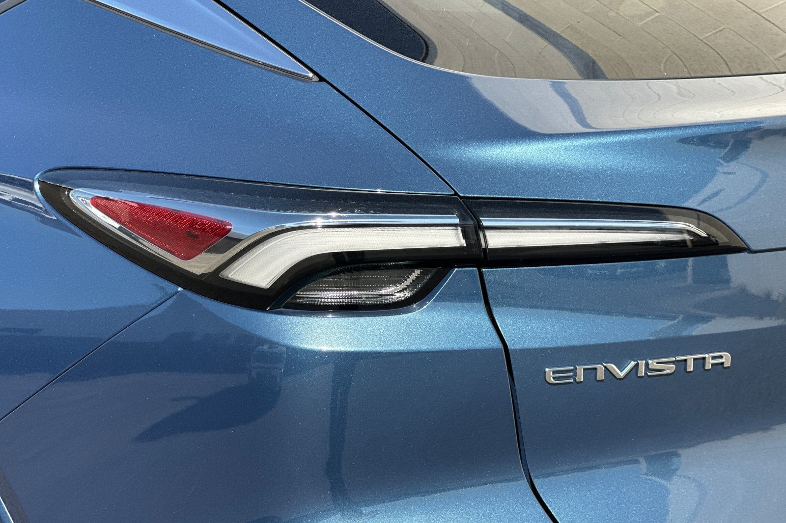 Certified 2024 Buick Envista Avenir FWD image 37