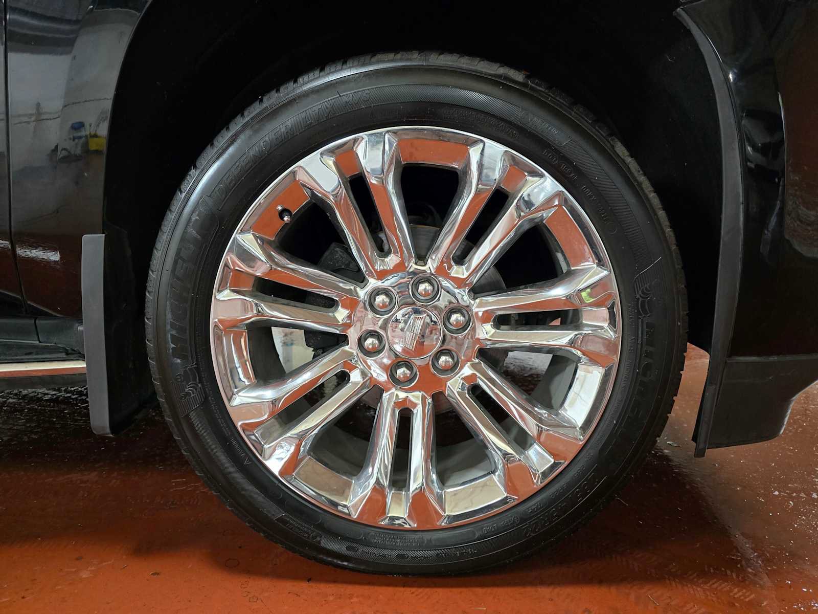 Used 2020 Cadillac Escalade Premium Luxury image 9