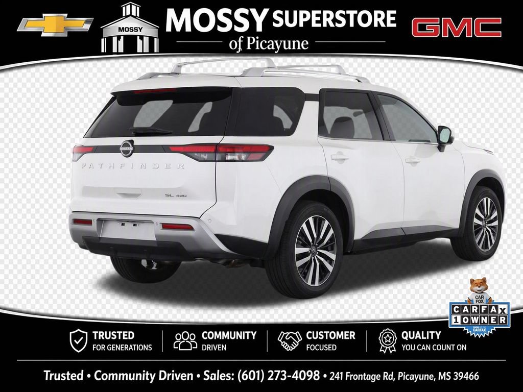 Used 2024 Nissan Pathfinder SL AWD/4WD image 4