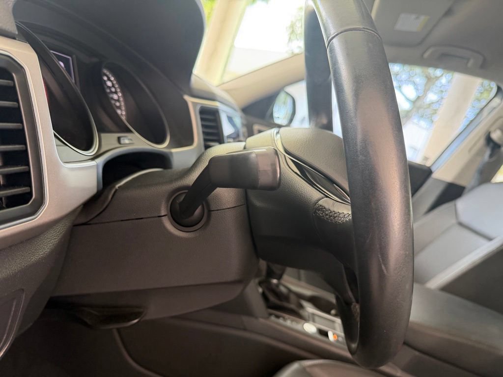 Used 2019 Volkswagen Atlas SE FWD image 40