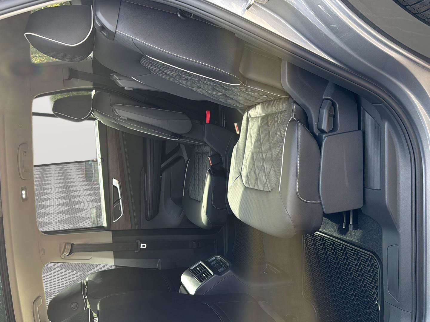 New 2026 Volkswagen Atlas SEL Premium R-Line image 21