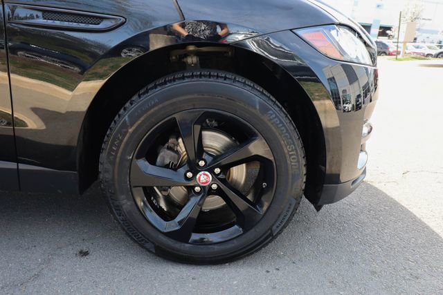 Used 2020 Jaguar F-PACE Premium image 29
