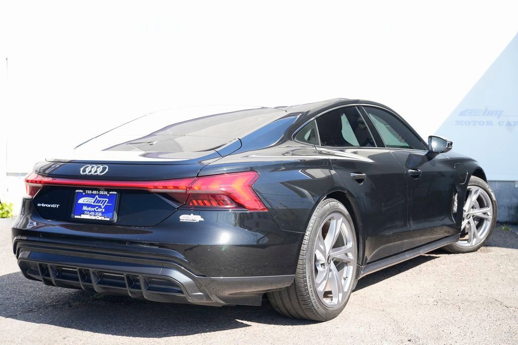 Used 2022 Audi e-tron GT Premium Plus AWD/4WD image 3
